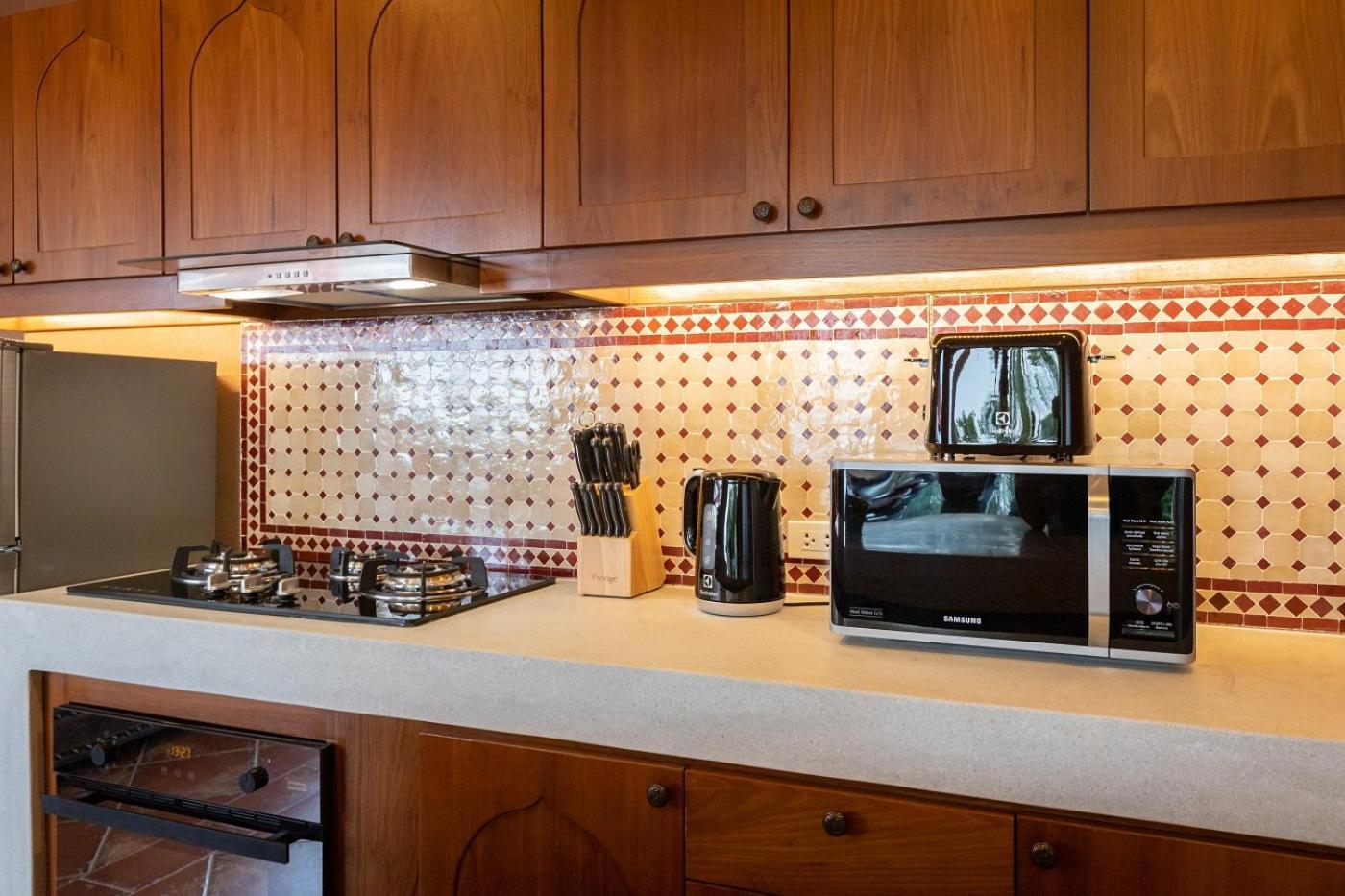 Aspire Villas Salad Beach Εξωτερικό φωτογραφία